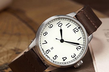 原装成都万国手表钢表带维修 